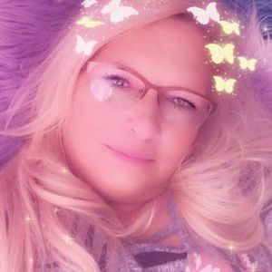 Meet your Posher, Deanna